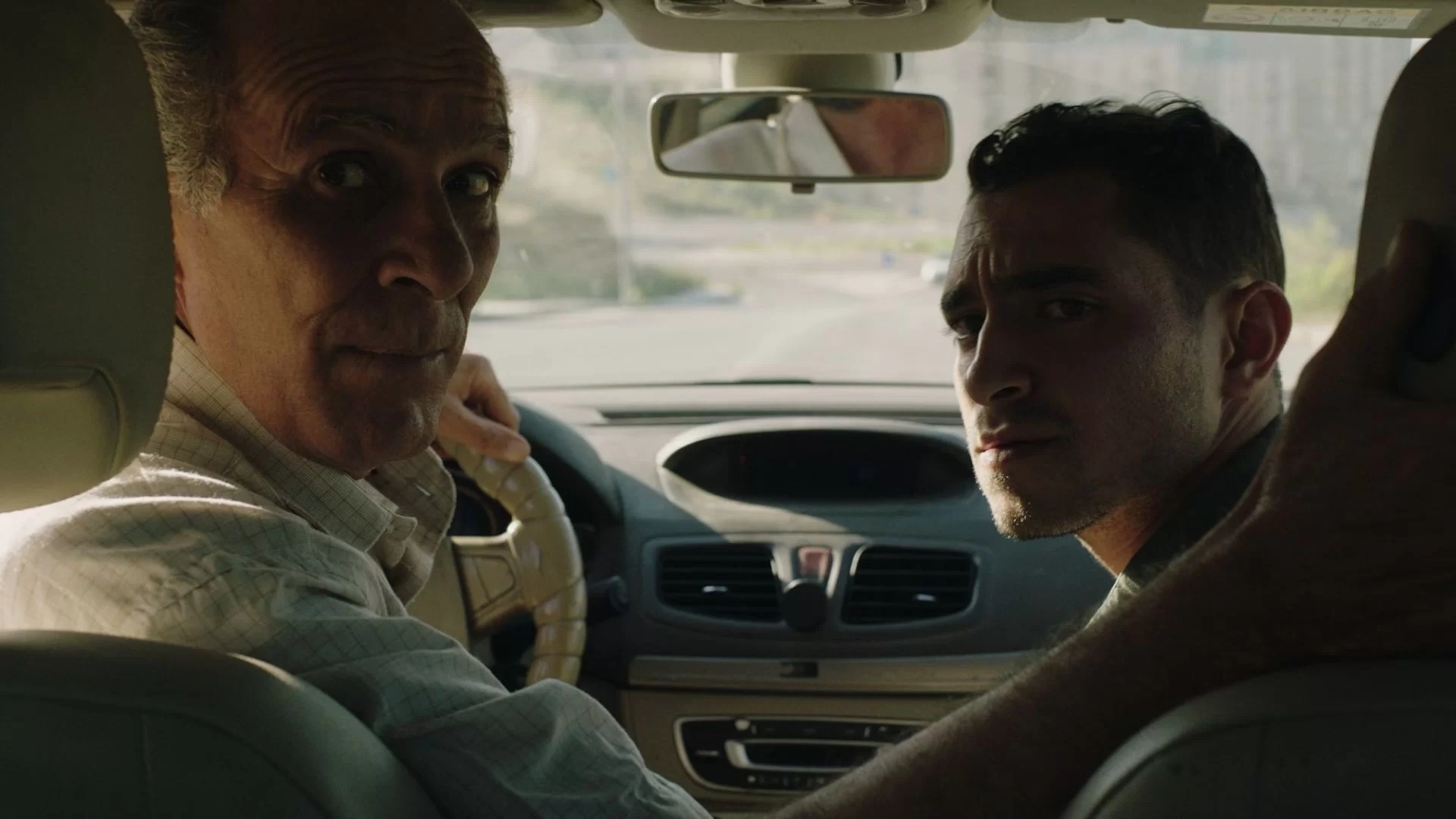 “An Orange from Jaffa” – A Tale from Palestine of Borders, Bonds, and Belonging