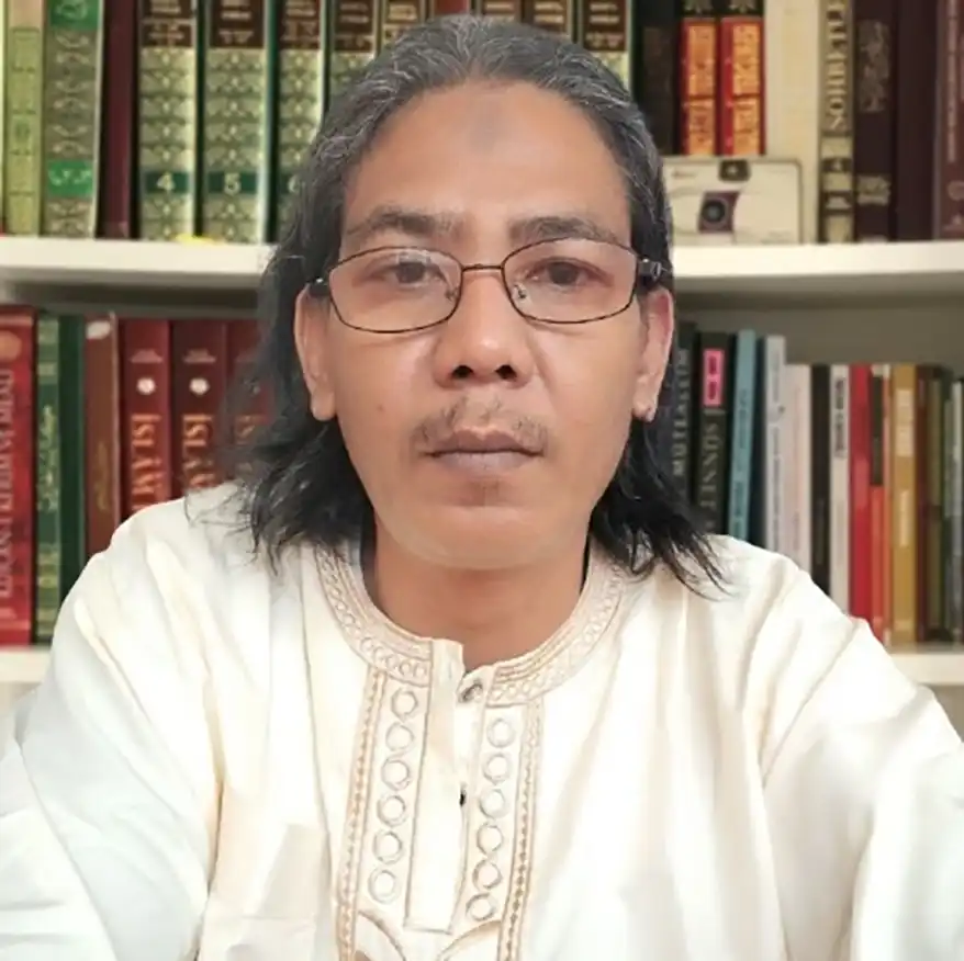 An economic researcher, Davi John J Simundo Palo has a distinguished background in economics, ethical governance, and socio-environmental development. He specializes in uplifting indigenous communities through sustainable development initiatives aligned with the United Nations Sustainable Development Goals. Leveraging a blend of traditional wisdom and modern methodologies, he drives program management, stakeholder engagement, and economic research. Follow him on LinkedIn