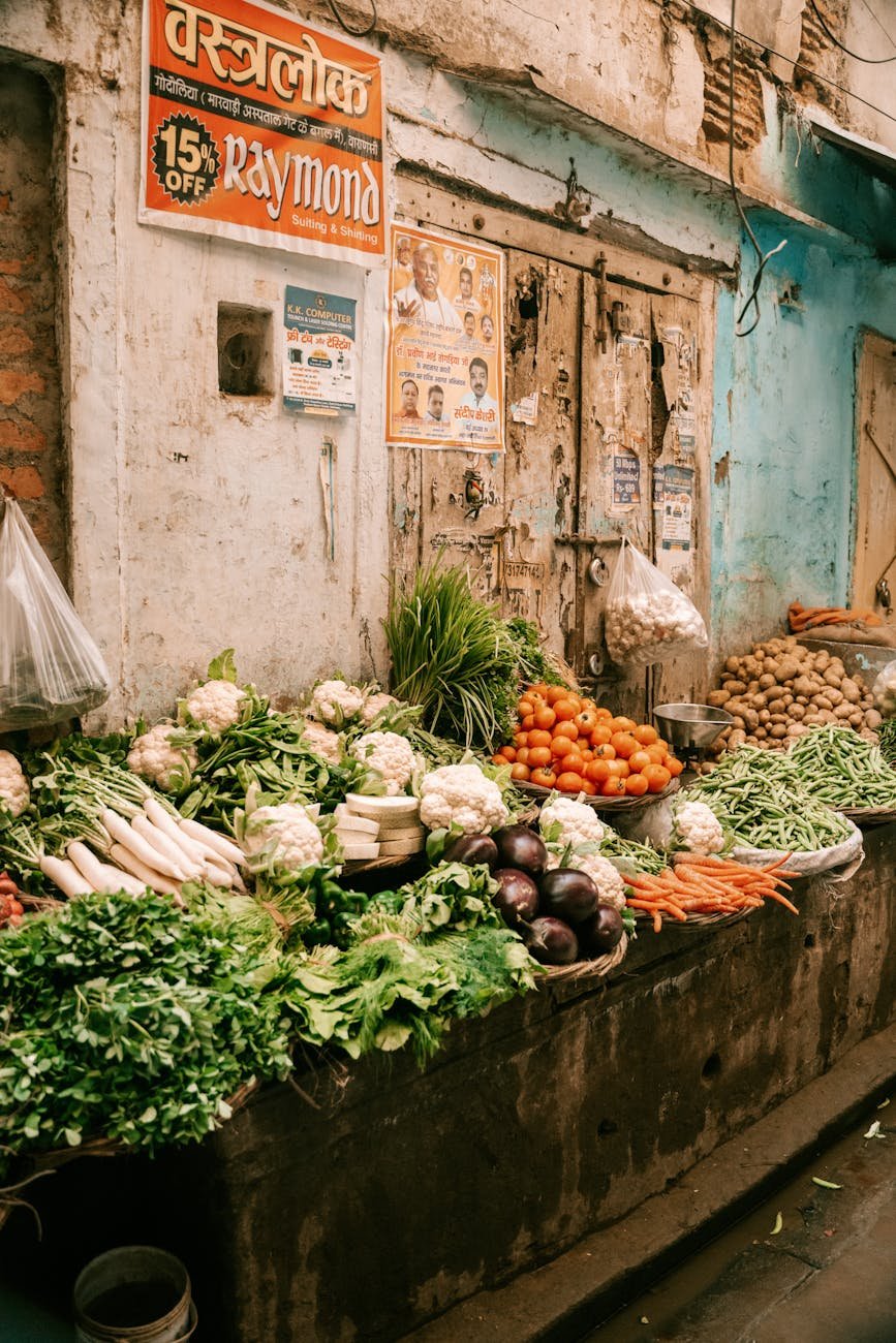 India’s agricultural export sector stands at a difficult crossroads. While the nation strides forward with a ‘Smart India’ vision, its agri-export processes remain stubbornly outdated. This disconnect is more than a bureaucratic failure, and is really the problem statement that the country must address. An exclusive report by The Fourth Plate - The Voice of the Global South