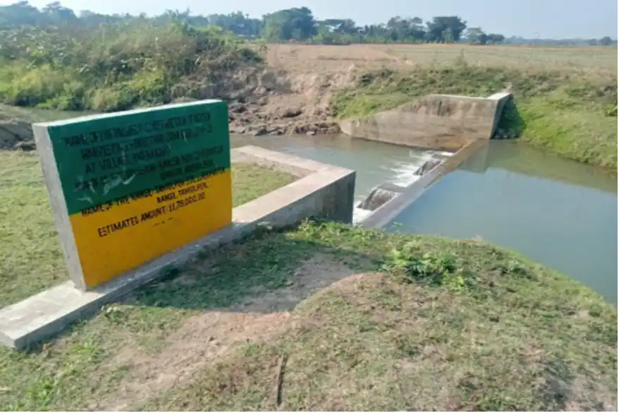 Check Dam at Bherakhatundar in Tamulpur